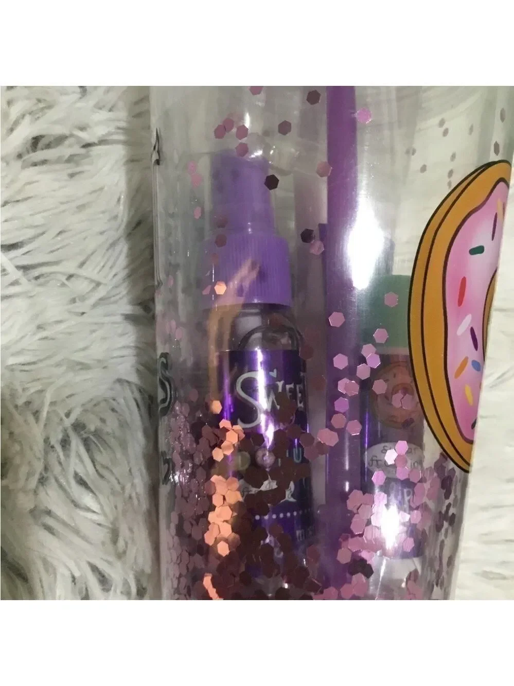 DONUT Body care set in a mug with a straw